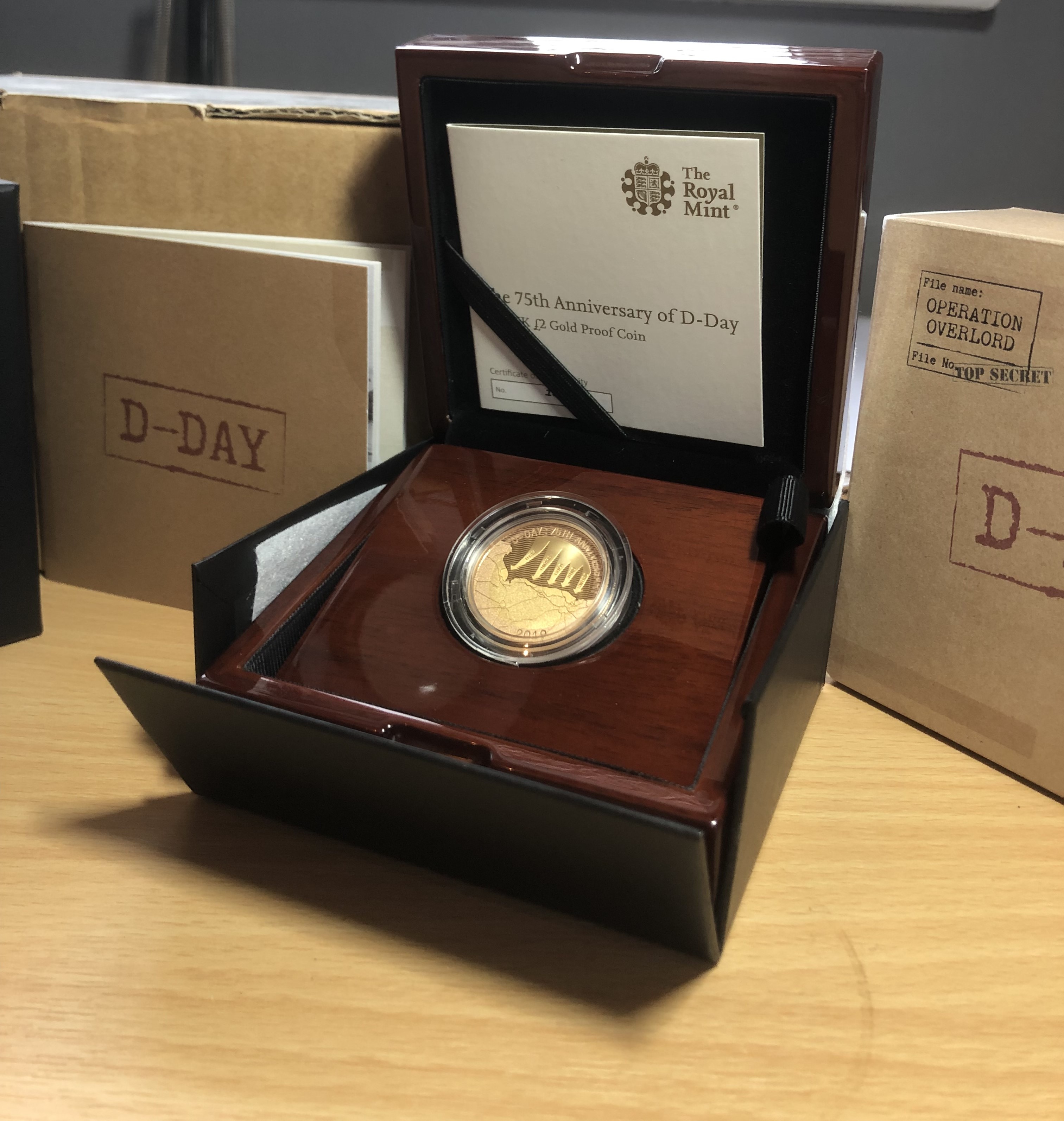 2019 dday gold two pound